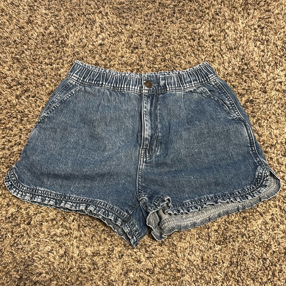 American Eagle High Waisted Mom Shorts
